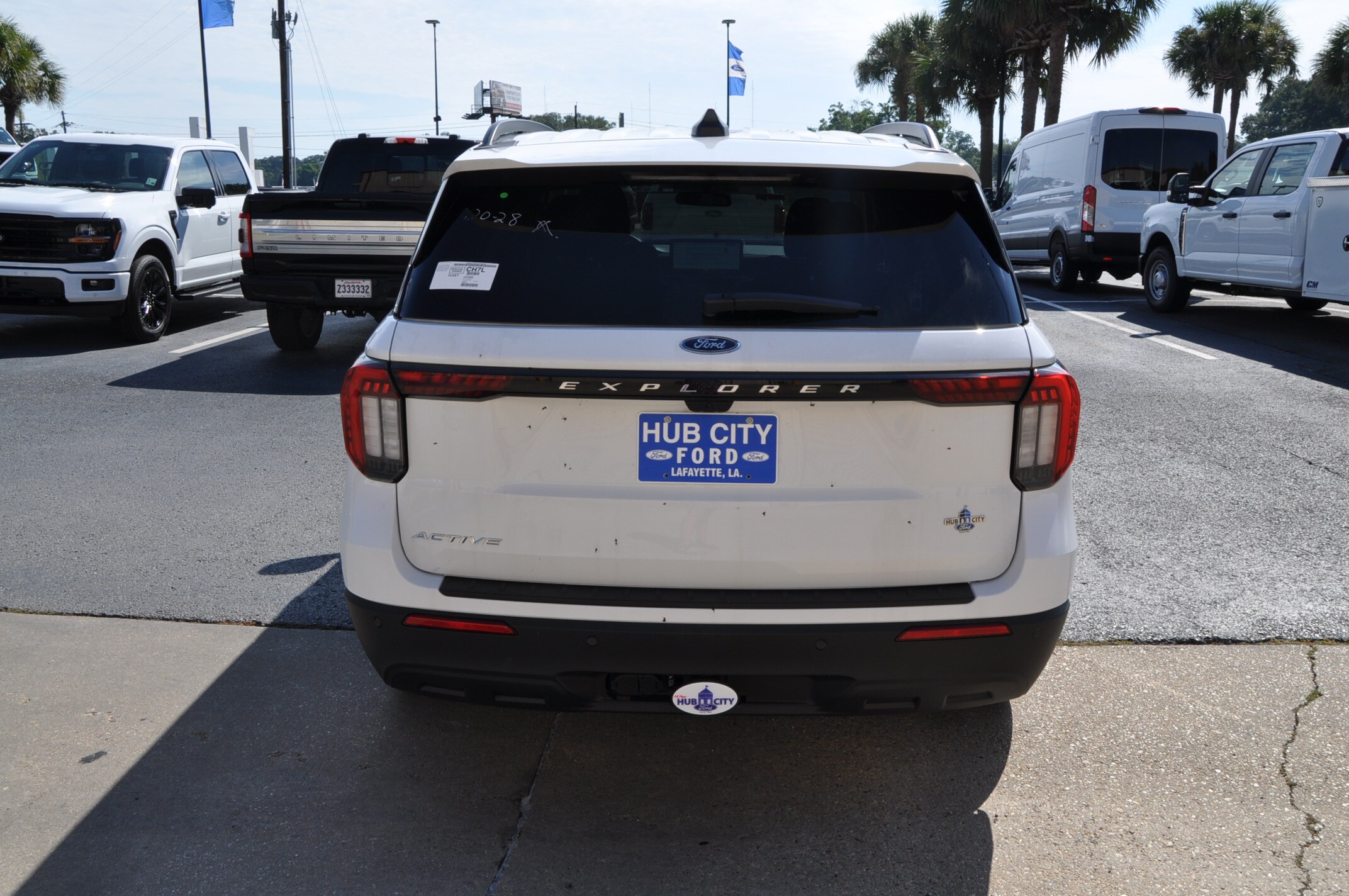 2025 Ford Explorer photo 4