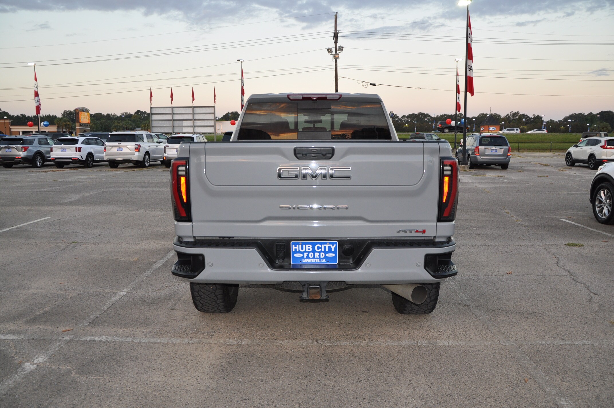 2024 Gmc Sierra HD AT4 photo 3