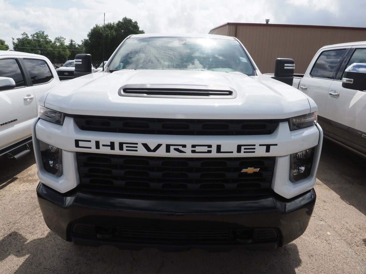 Used 2022 Chevrolet Silverado 2500HD Custom with VIN 1GC4YME70NF204843 for sale in Lafayette, LA