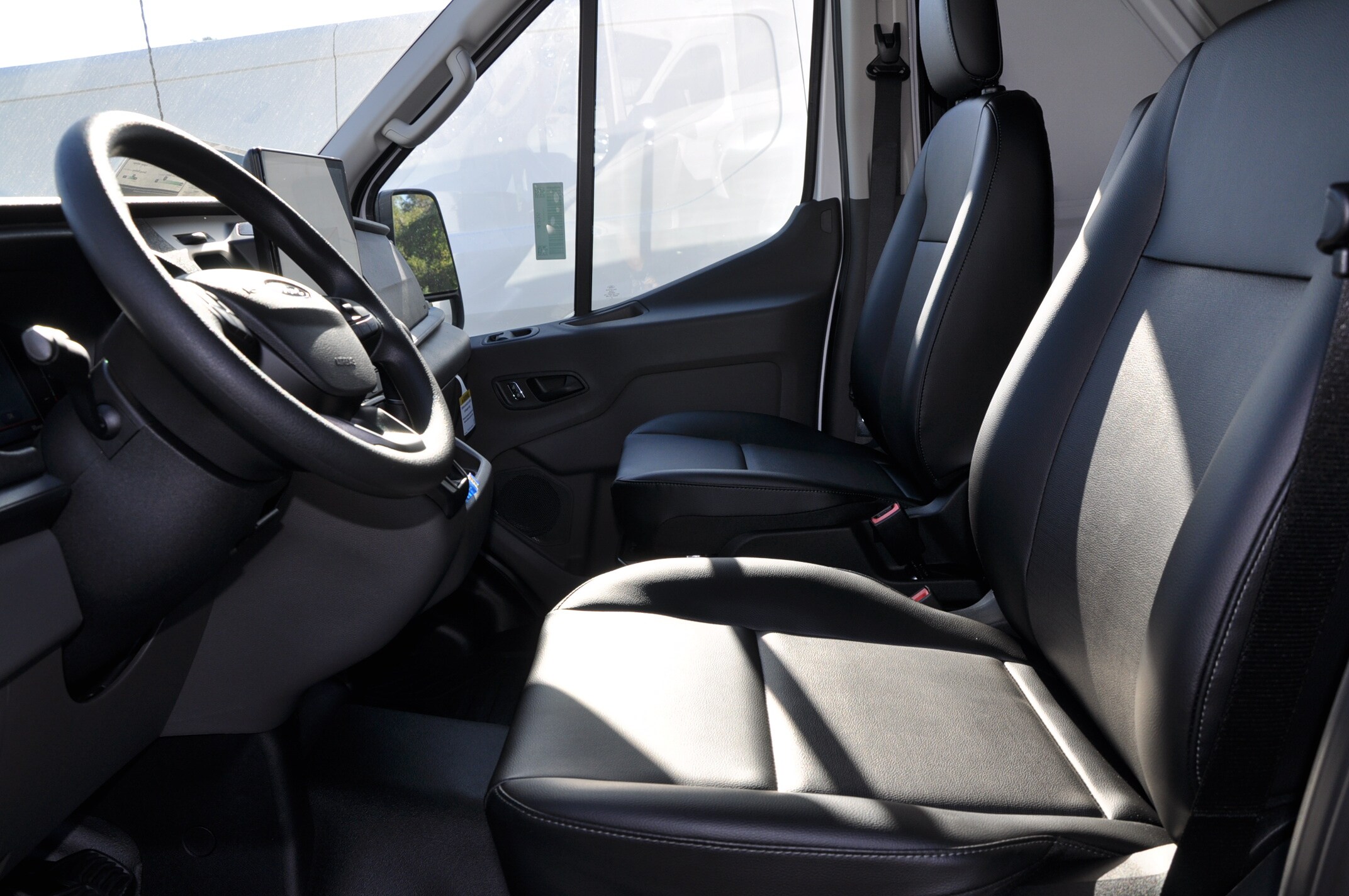 2026 Ford Transit Van photo 2