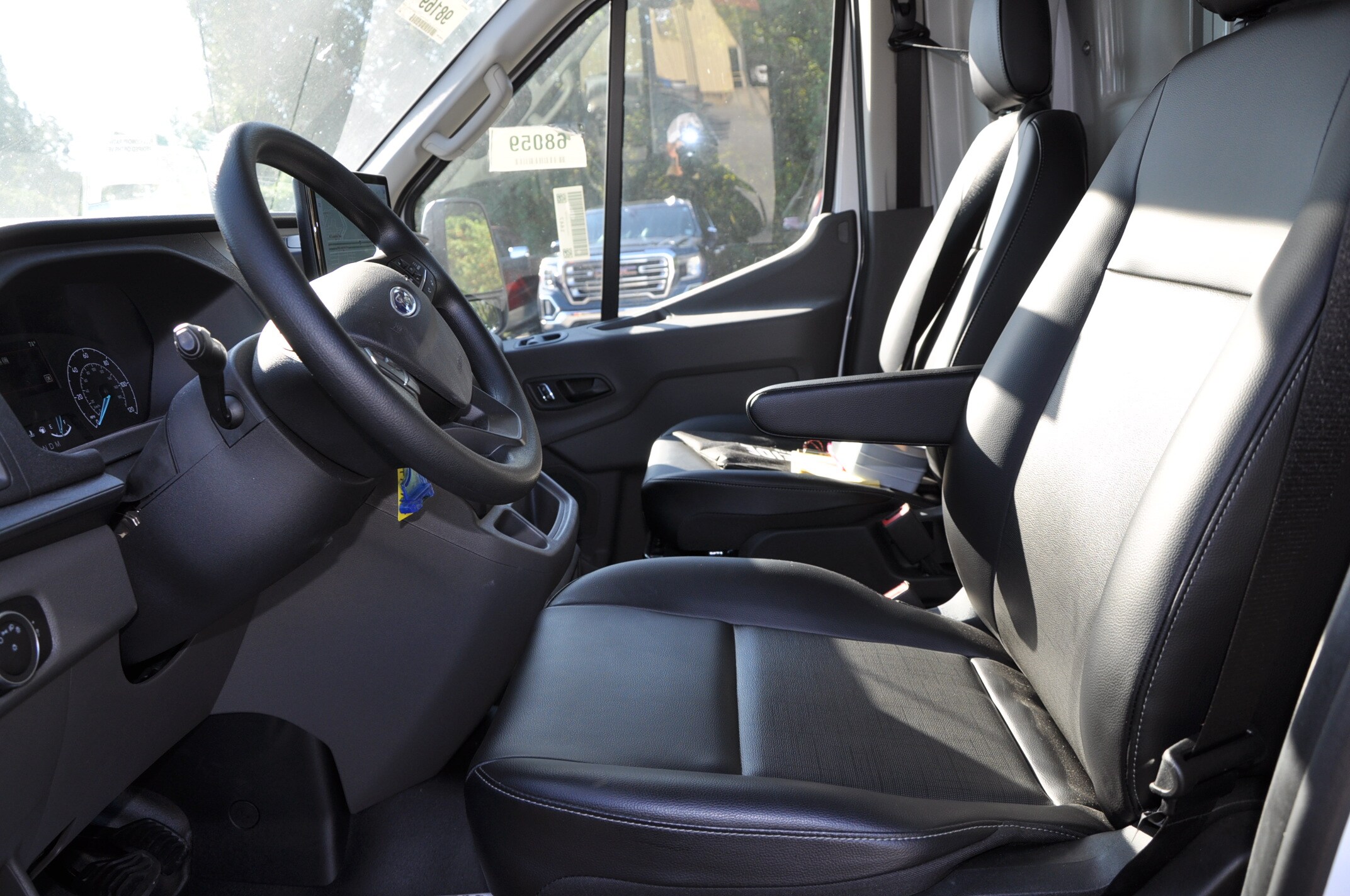 2025 Ford Transit Chassis photo 2