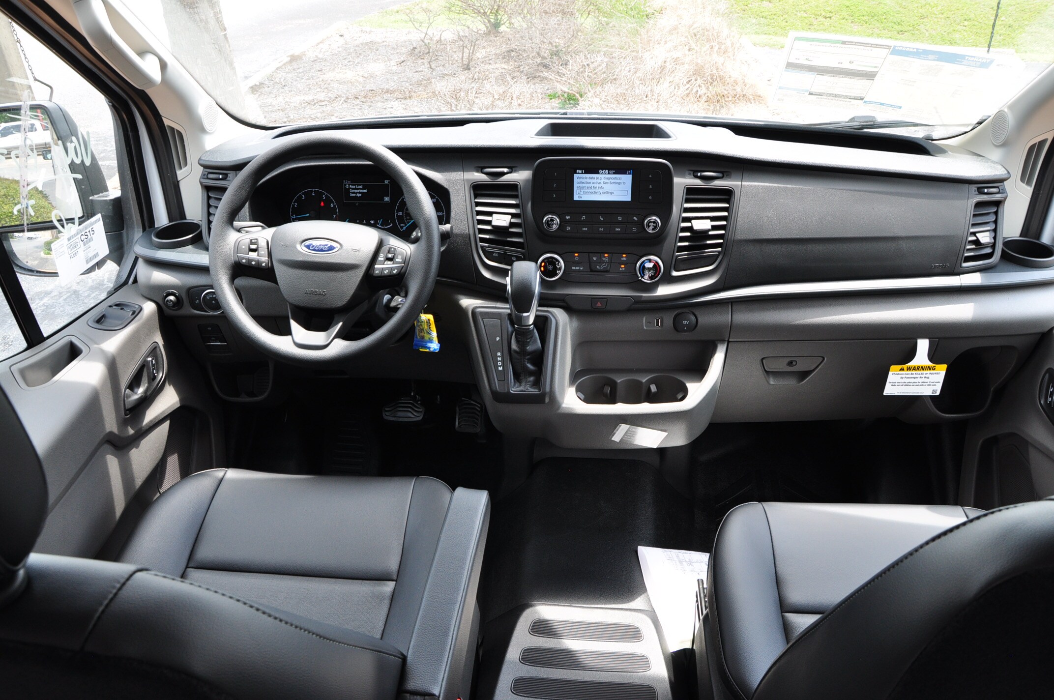 2025 Ford Transit Cargo Van photo 4