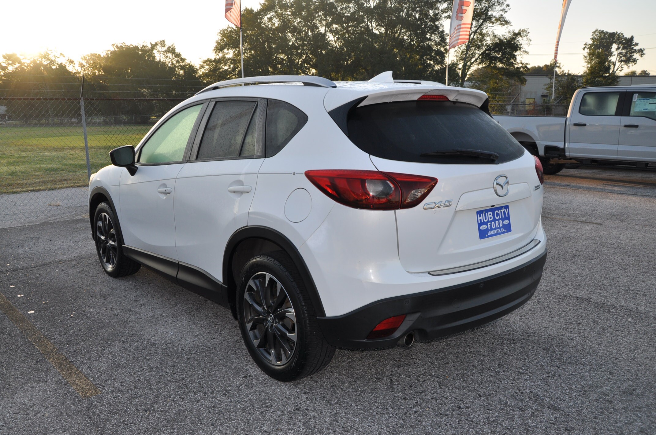 2016 Mazda CX-5 Grand Touring photo 3