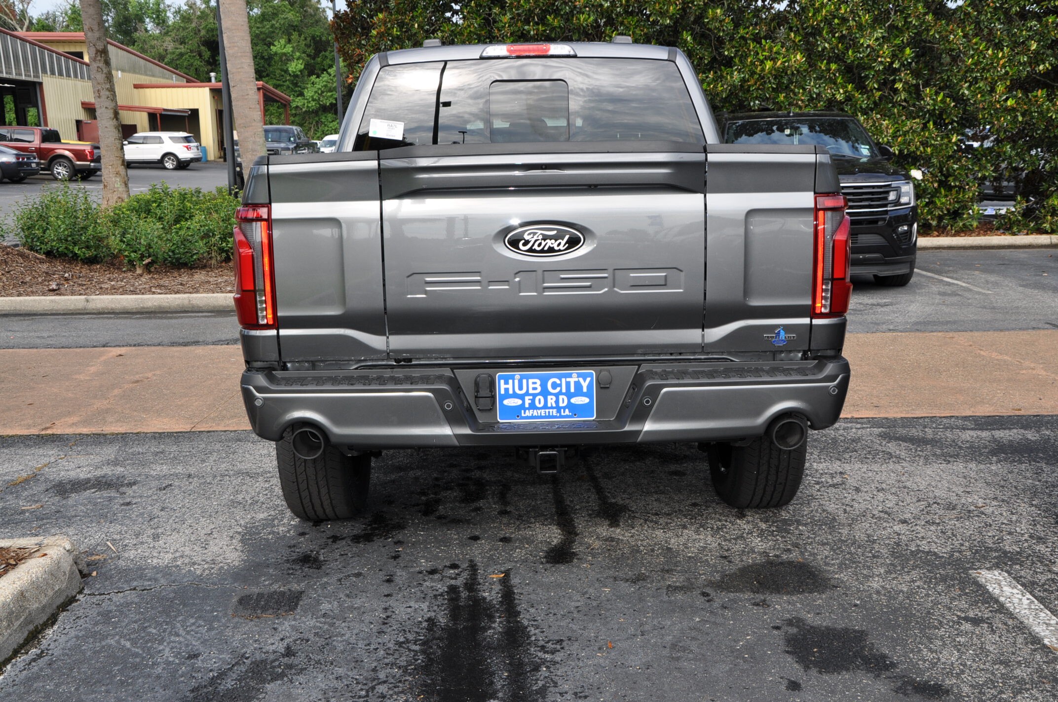 2025 Ford F-150 Lariat photo 4