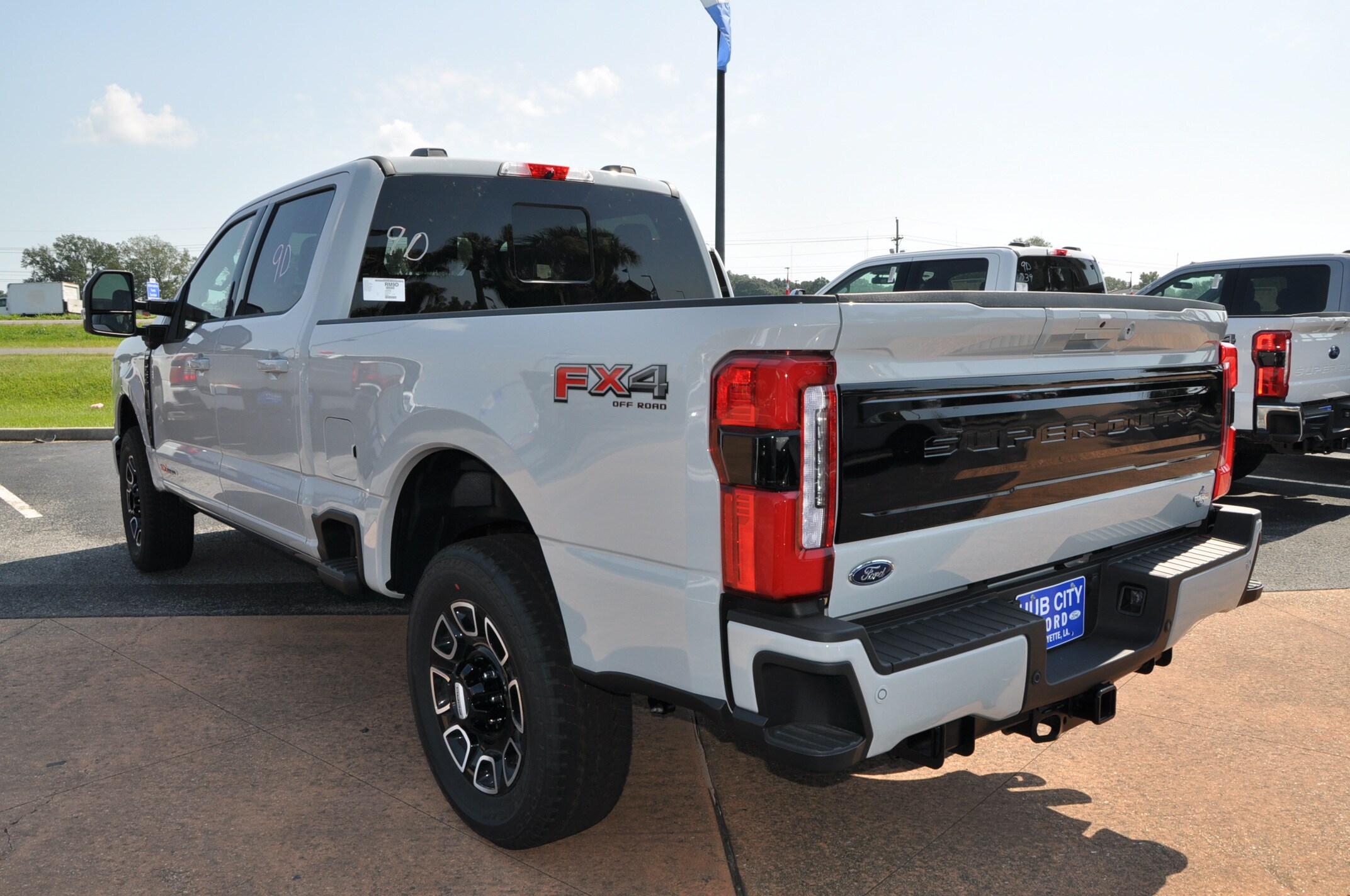 2026 Ford F-250 Platinum photo 3
