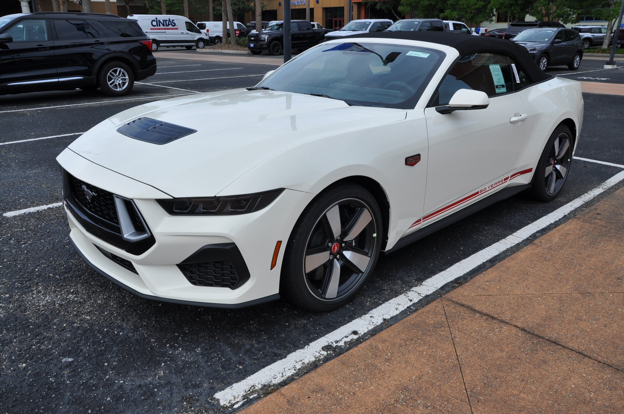 2025 Ford Mustang GT Premium's photo