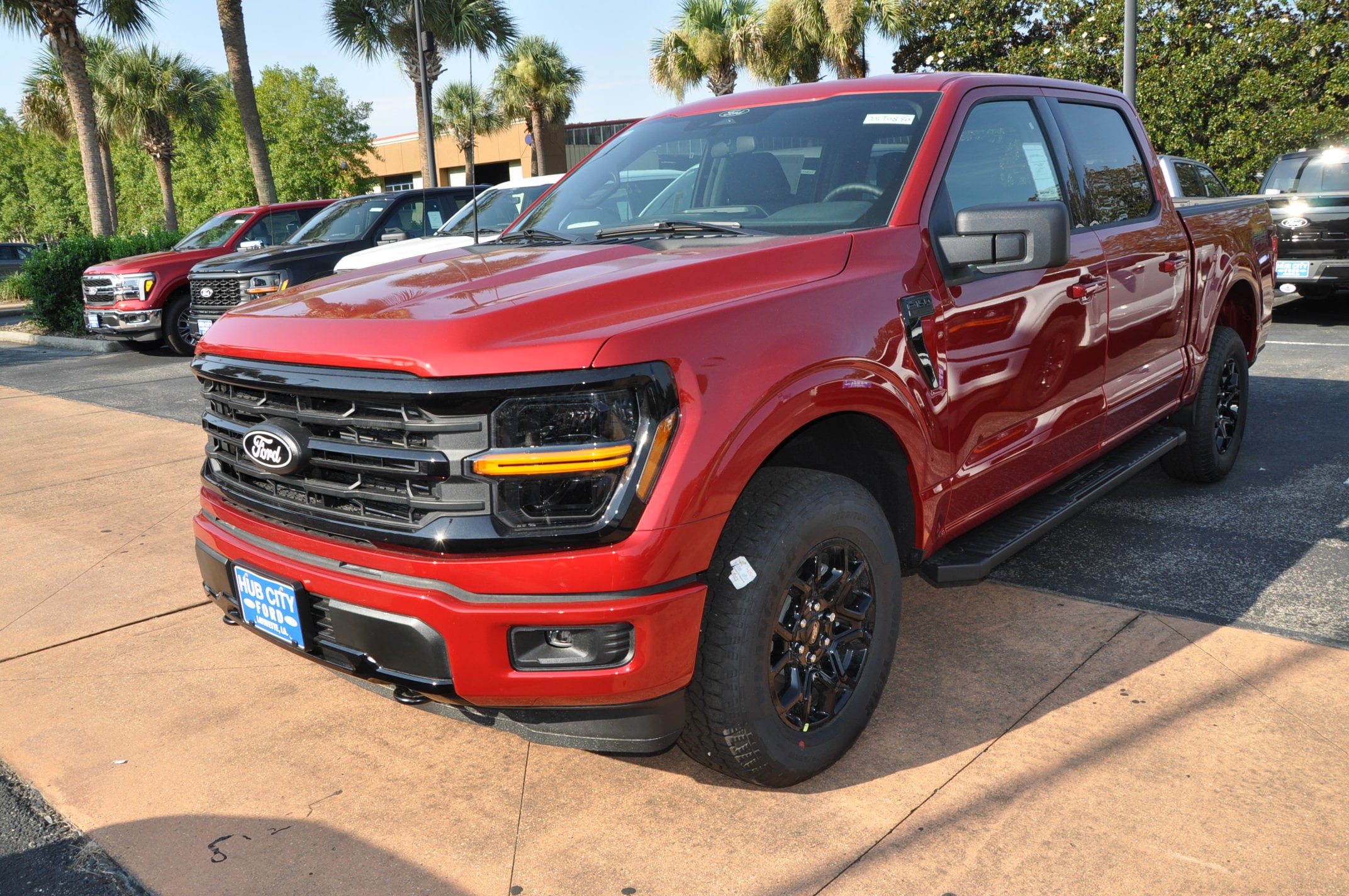 2025 Ford F-150 XLT's photo