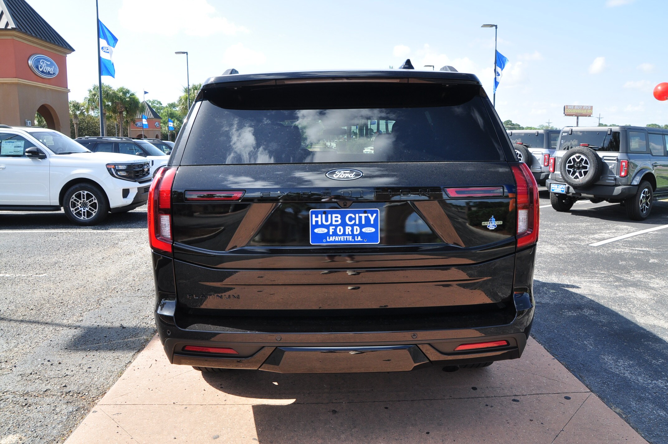 2025 Ford Expedition Platinum photo 4
