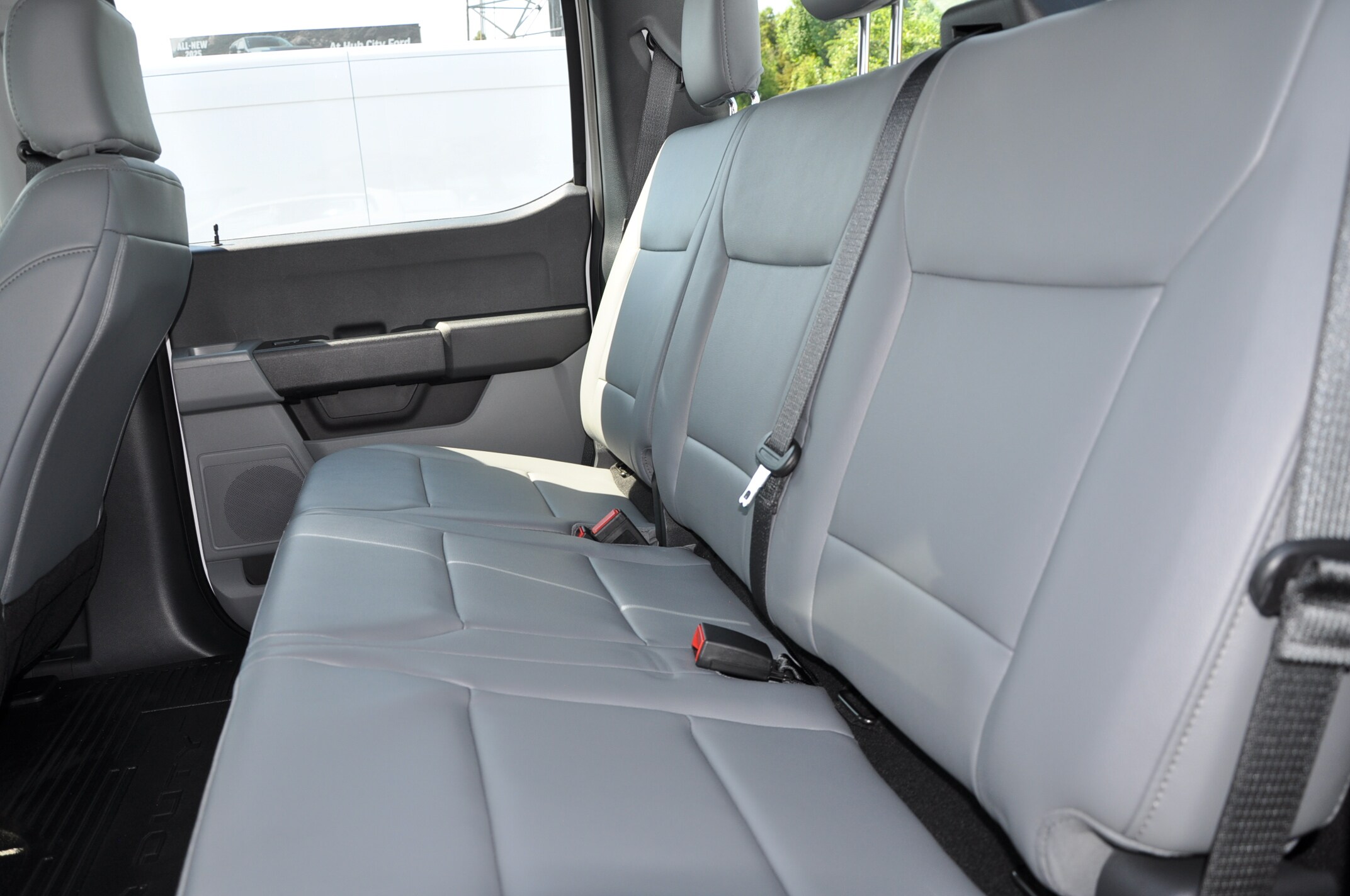 2025 Ford F-250 XL photo 4