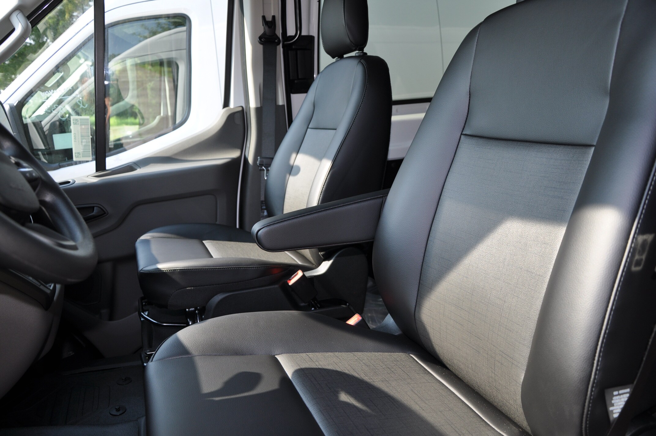 2025 Ford Transit Van photo 2
