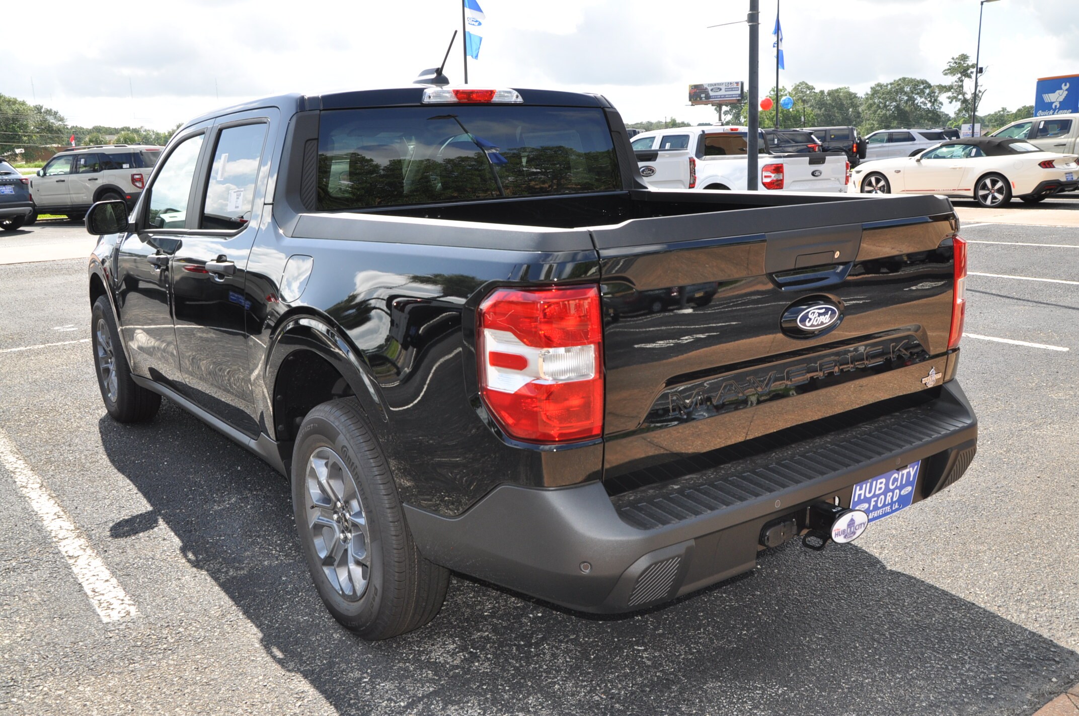 2025 Ford Maverick XLT photo 3