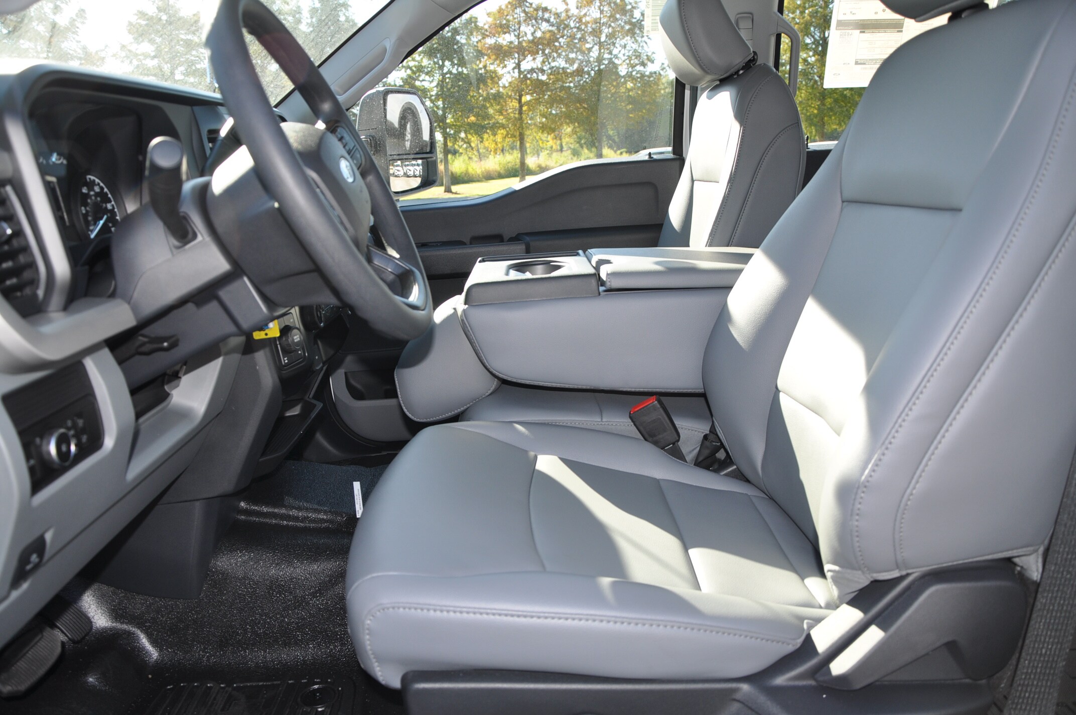 2026 Ford F-250 XL photo 3