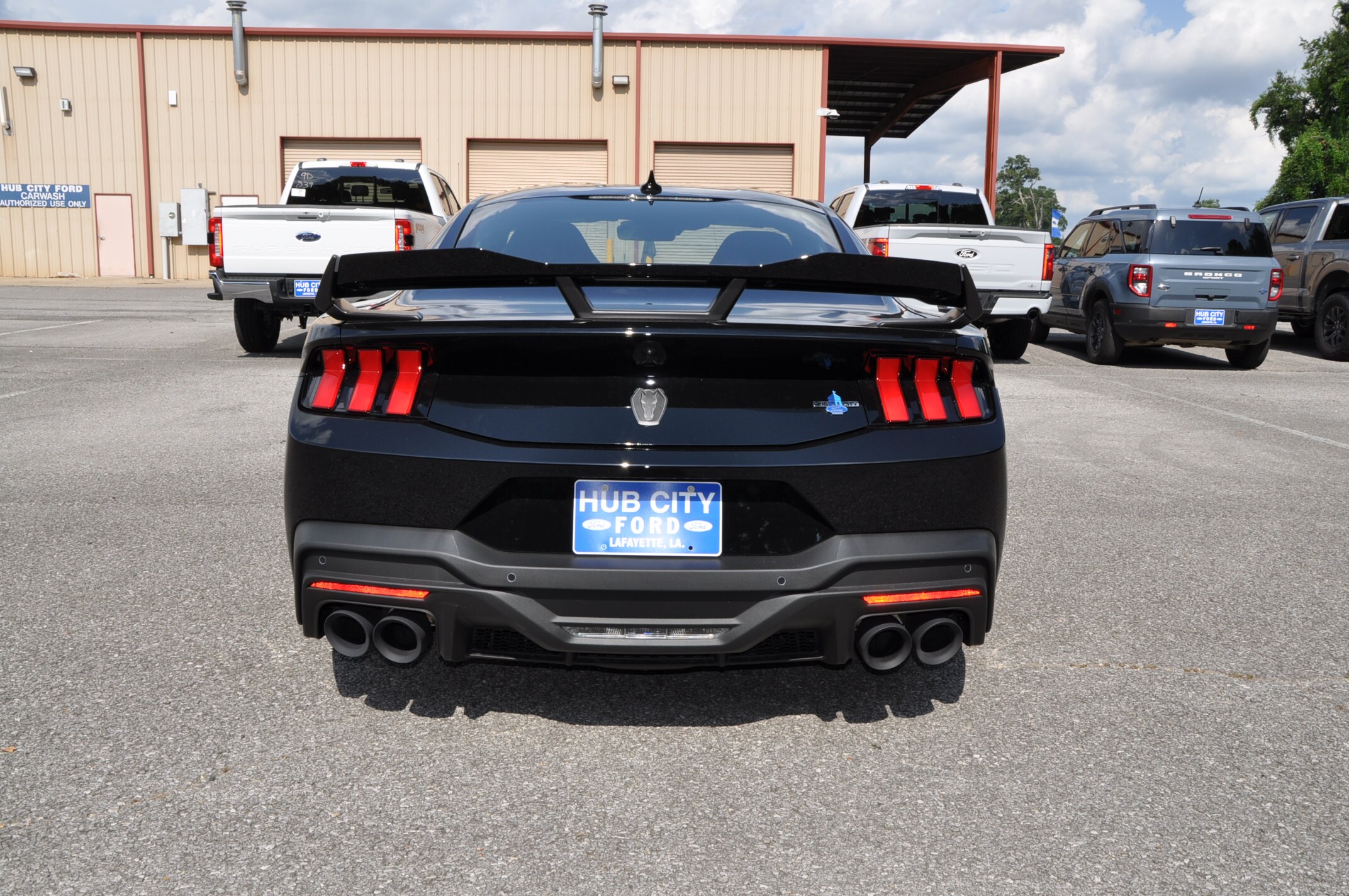 2025 Ford Mustang Dark Horse Deluxe photo 4