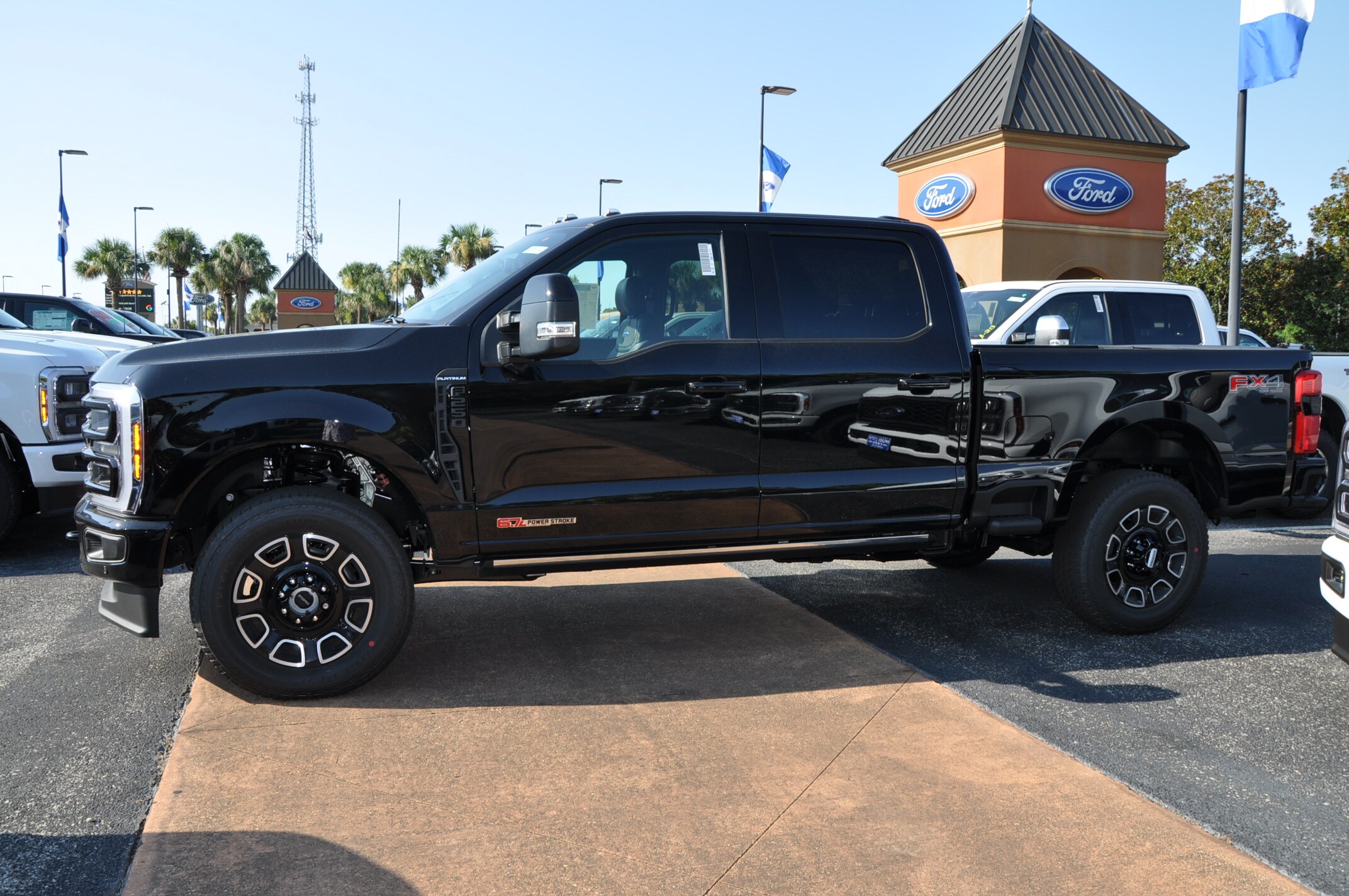 2025 Ford F-250 Platinum photo 2