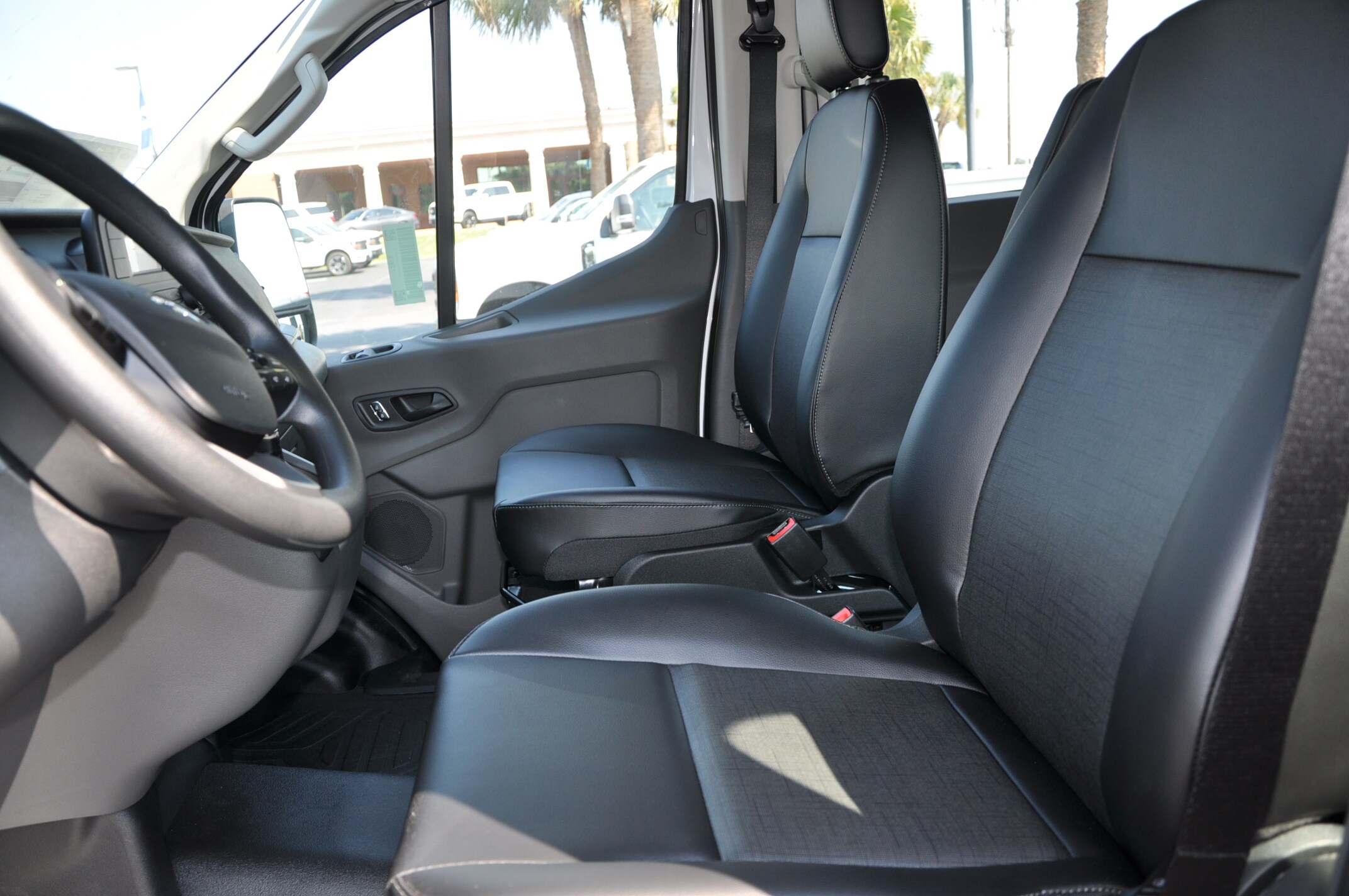 2025 Ford Transit photo 2