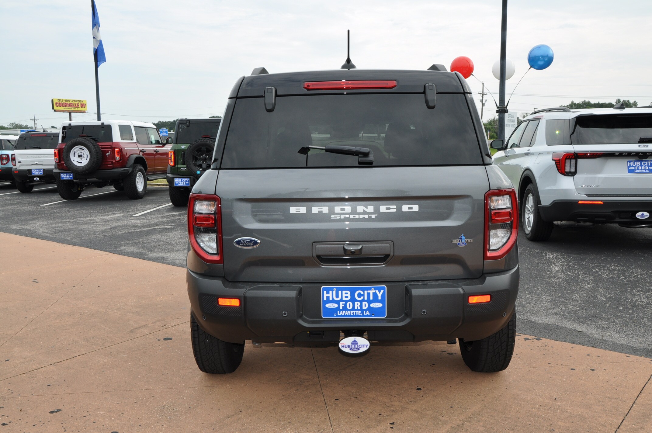 2025 Ford Bronco Sport Badlands photo 2