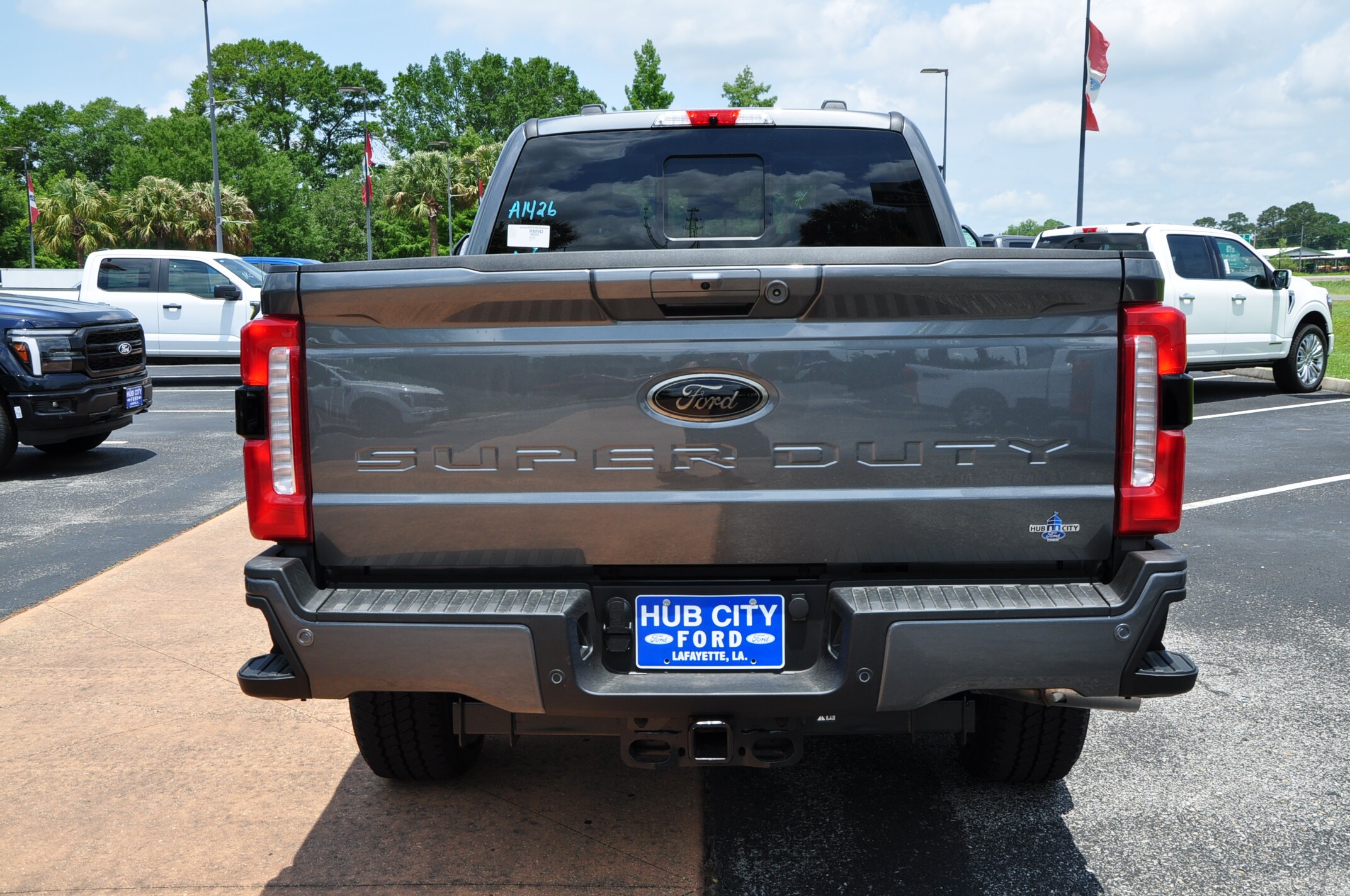 2025 Ford F-250 Lariat photo 4