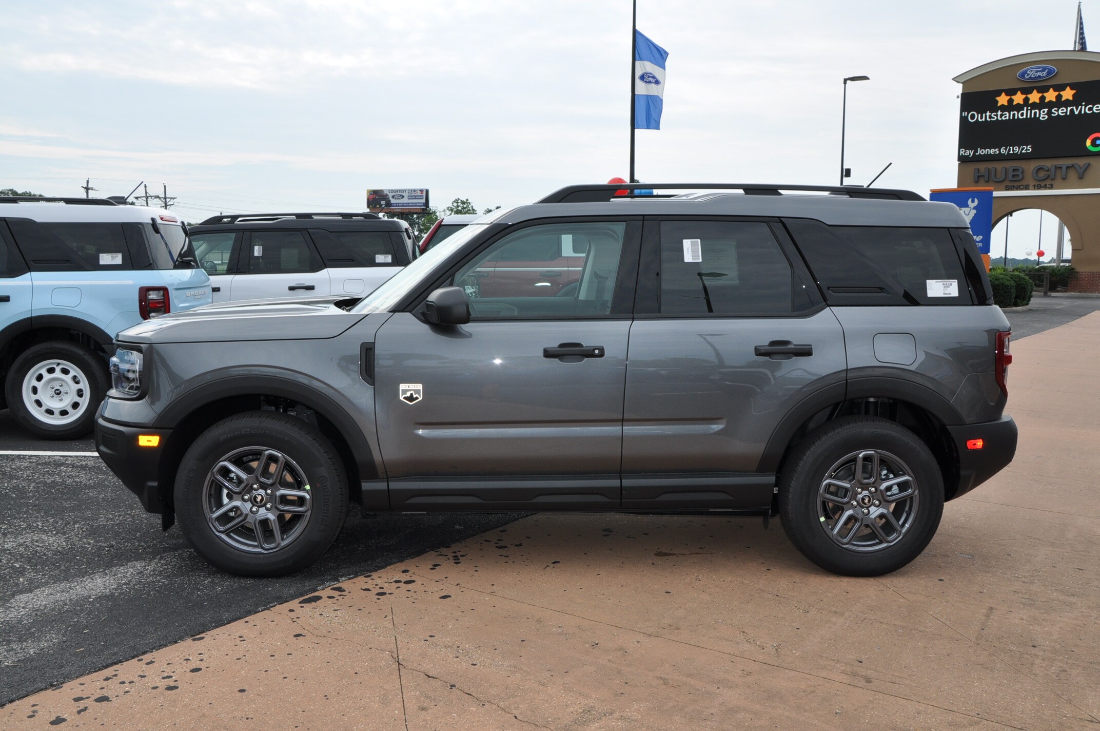2025 Ford Bronco Sport Big Bend photo 2