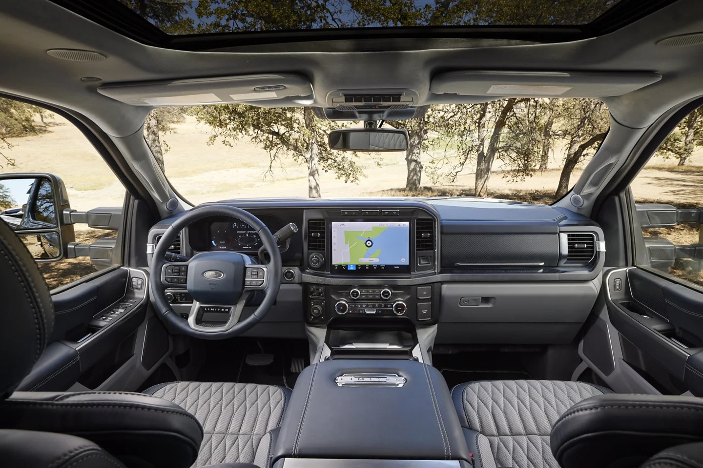 2024 Ford Super Duty Interior - Hub City Ford