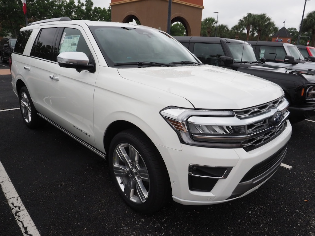 New 2025 Ford Expedition For Sale at Hub City Ford VIN 1FMJU1L88REA69045