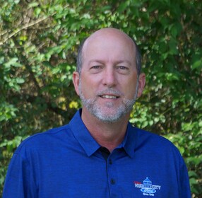 Staff member Gary Angelle from 023a8d4b32e2