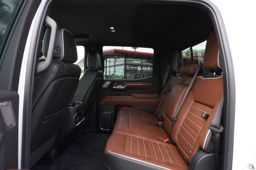 used 2024 GMC Sierra 1500 car, priced at $54,622