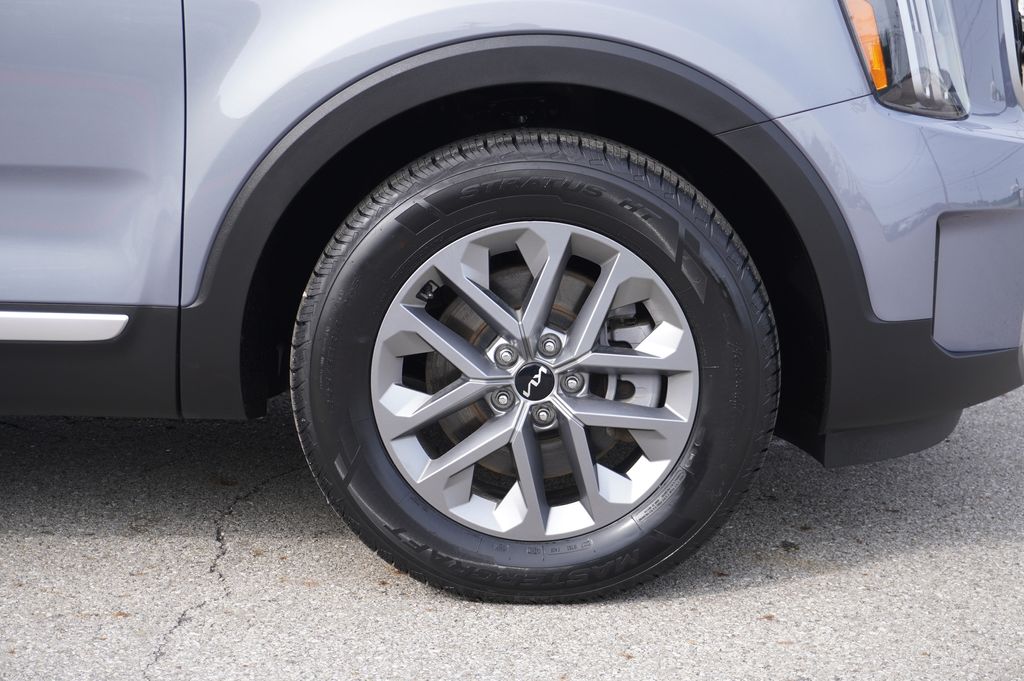 used 2023 Kia Telluride car, priced at $29,894