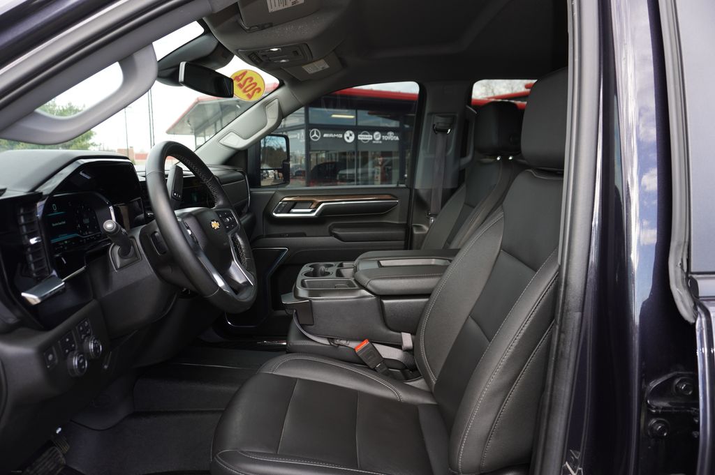 used 2024 Chevrolet Silverado 2500 HD car, priced at $54,328