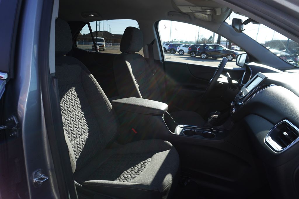 used 2023 Chevrolet Equinox car, priced at $17,666