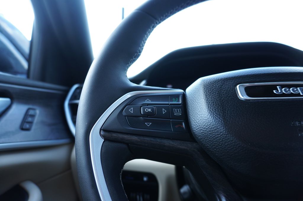 used 2022 Jeep Grand Cherokee 4xe car, priced at $28,134
