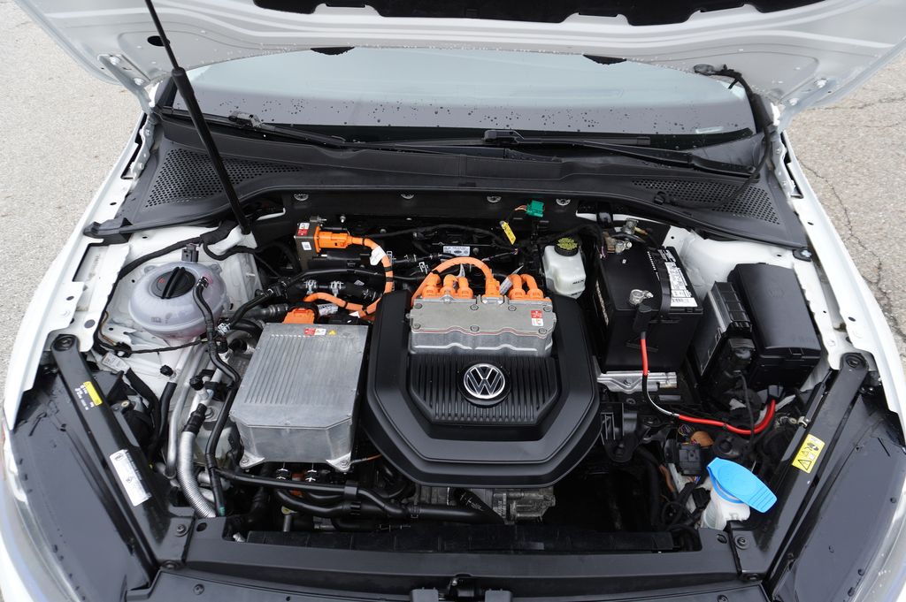 used 2016 Volkswagen e-Golf car, priced at $10,482