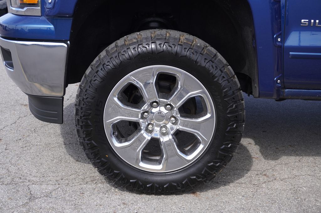 used 2015 Chevrolet Silverado 1500 car, priced at $21,656