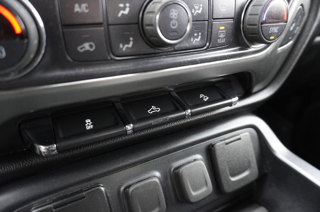 used 2018 Chevrolet Silverado 1500 car, priced at $22,729