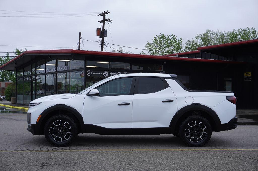 used 2022 Hyundai Santa Cruz car, priced at $18,707