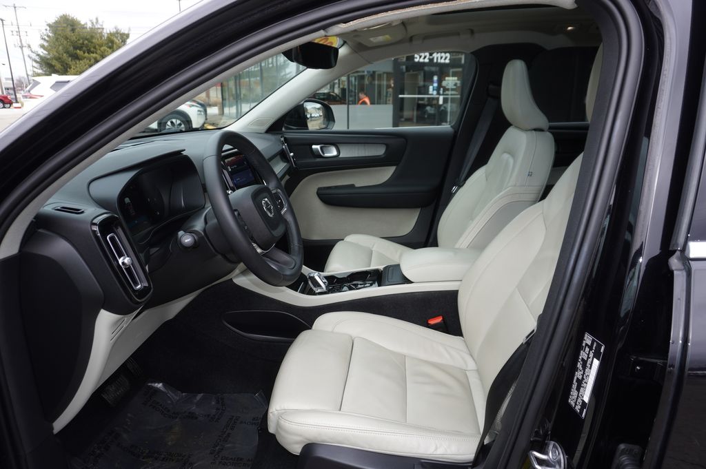 used 2023 Volvo XC40 car, priced at $22,421