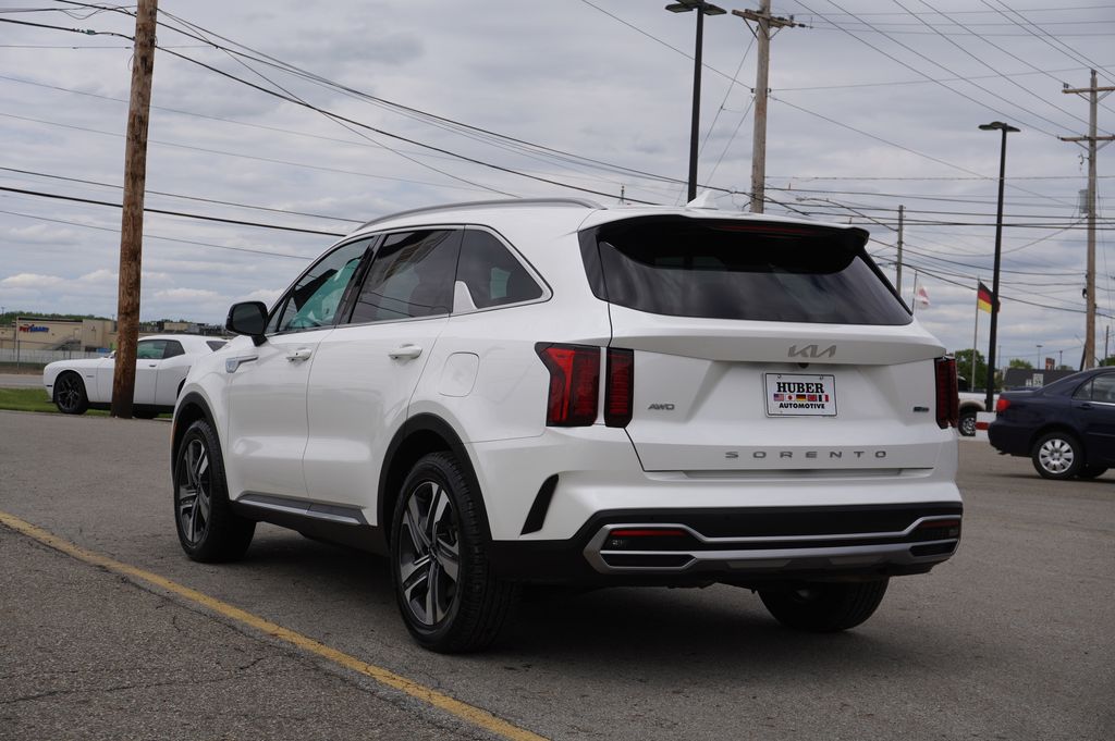used 2022 Kia Sorento Hybrid car, priced at $25,778