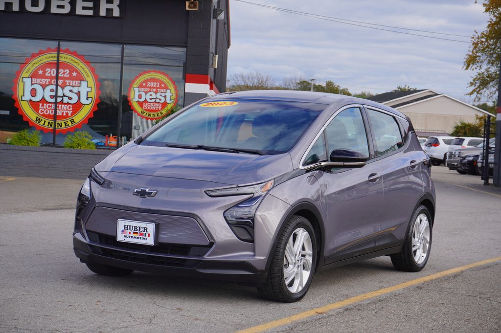 2023 Chevrolet Bolt EV 1LT photo 3