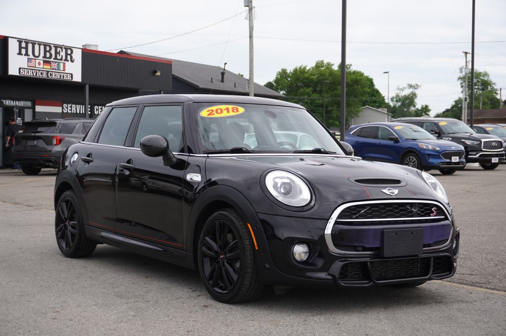 used 2018 MINI Hardtop 4 Door car, priced at $13,877