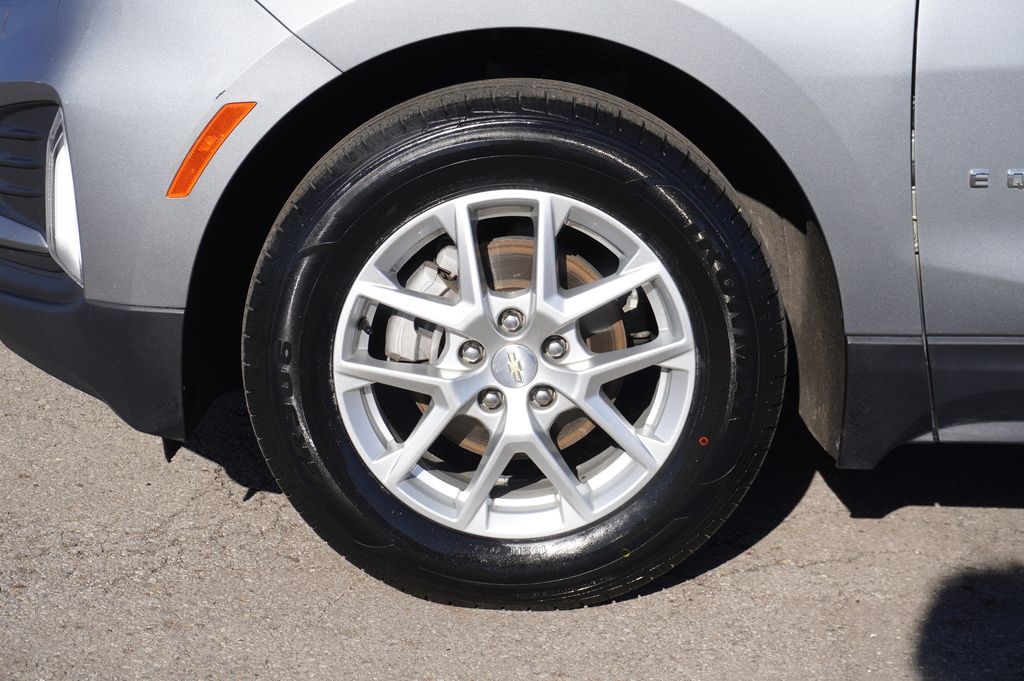 used 2023 Chevrolet Equinox car, priced at $17,666