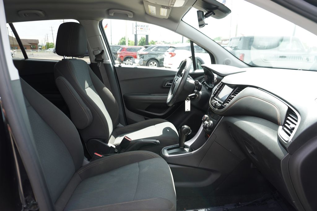 used 2020 Chevrolet Trax car, priced at $12,565