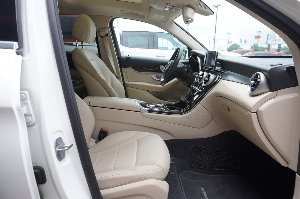 used 2019 Mercedes-Benz GLC 300 car, priced at $22,010