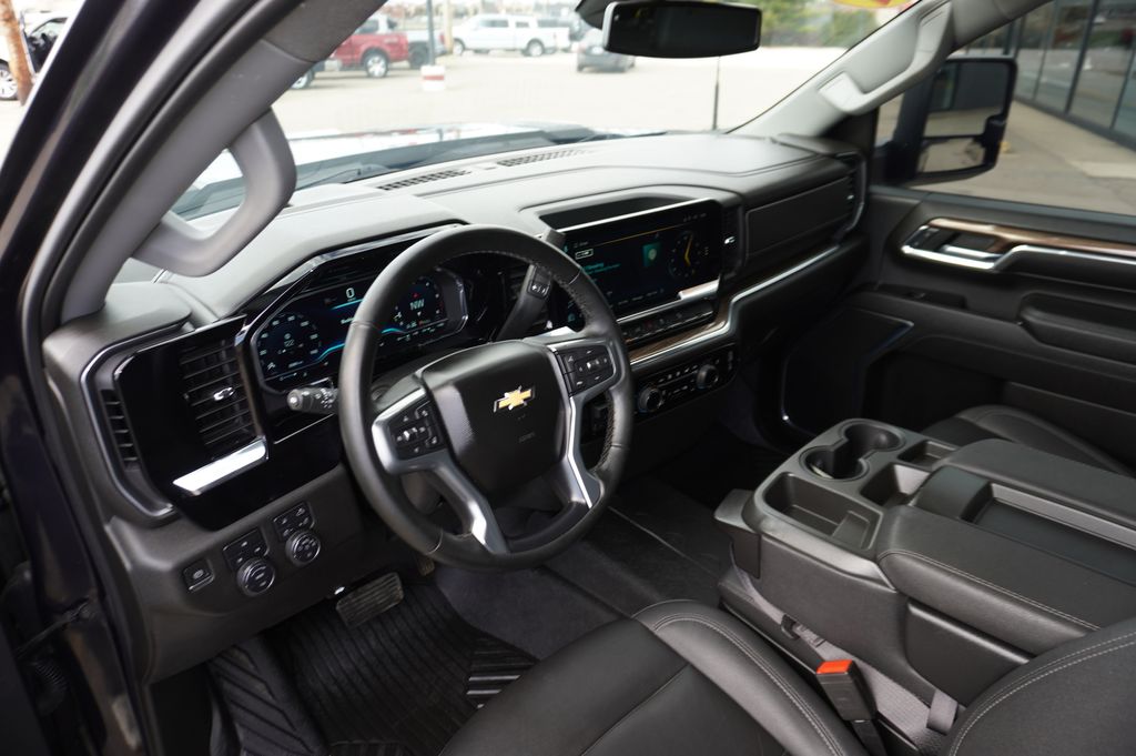 used 2024 Chevrolet Silverado 2500 HD car, priced at $54,328
