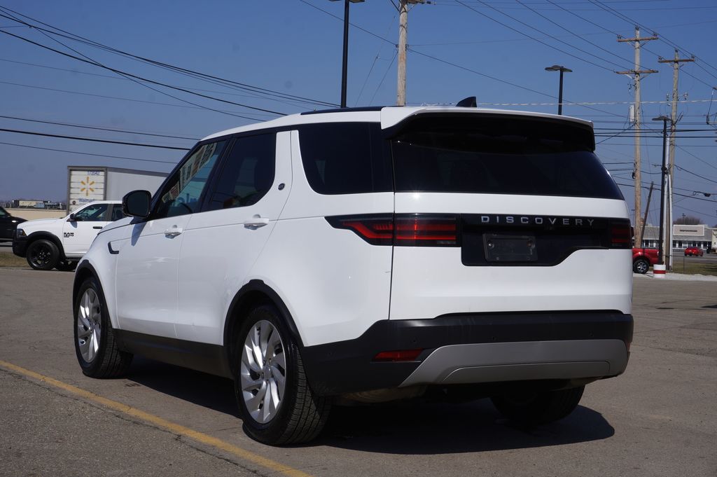 used 2024 Land Rover Discovery car, priced at $31,065