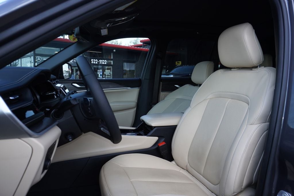used 2022 Jeep Grand Cherokee 4xe car, priced at $28,134