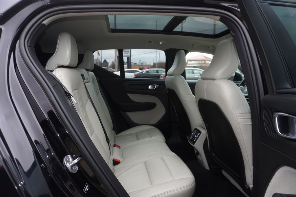 used 2023 Volvo XC40 car, priced at $22,421