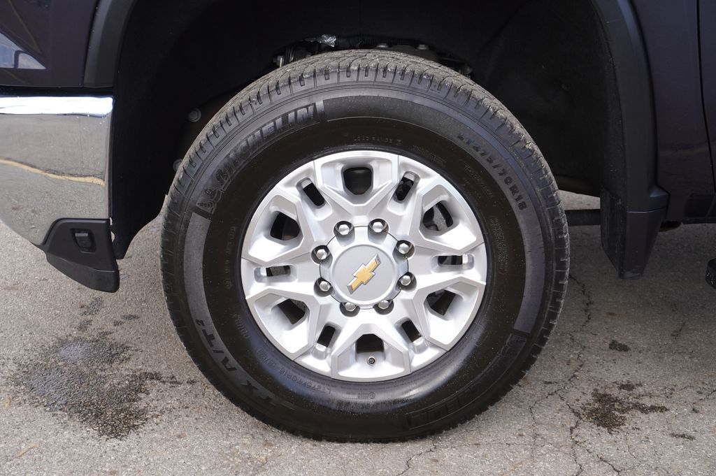 used 2024 Chevrolet Silverado 2500 HD car, priced at $54,328