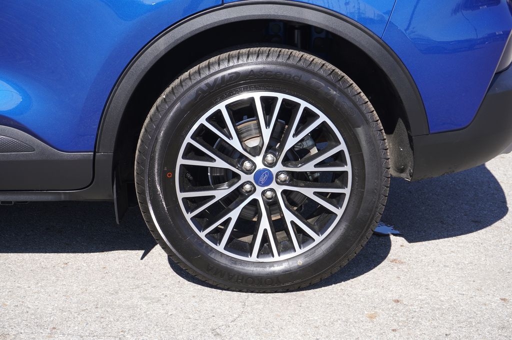 used 2022 Ford Escape PHEV car, priced at $19,936