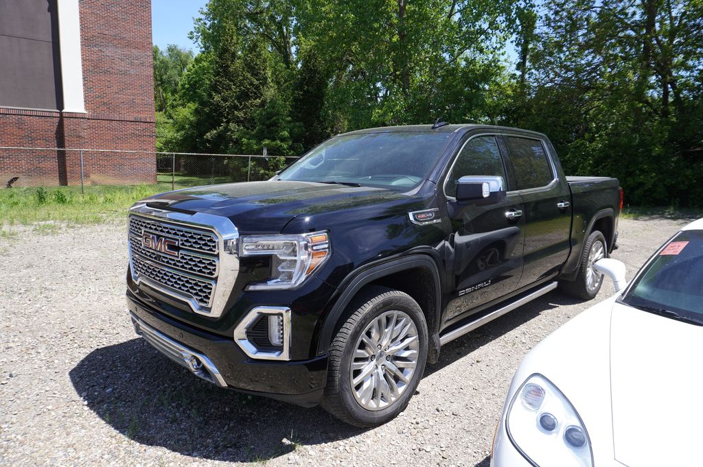 2019 GMC Sierra Denali 4x4 Crew Cab Short Box's photo