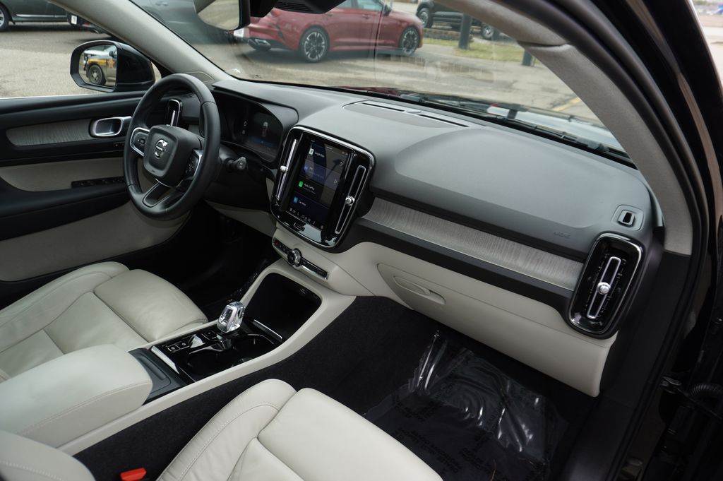 used 2023 Volvo XC40 car, priced at $22,421