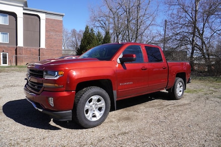 2018 Chevrolet Silverado 1500 LT Truck Crew Cab